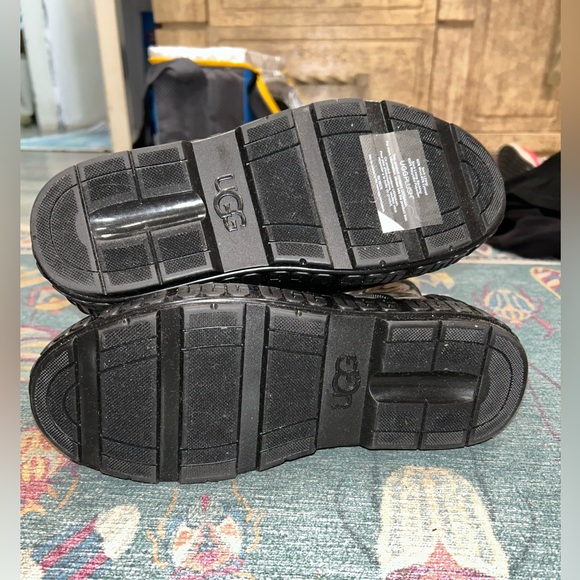 Ugg Drizlita Rubber Rain Boots - Picture 8 of 9